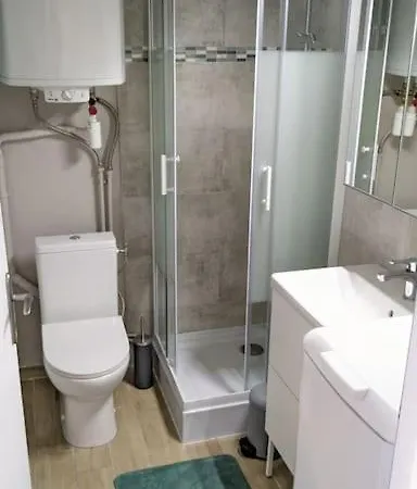 Agreable Dans Calme Sous Les Pins