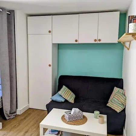 Agreable Dans Calme Sous Les Pins *