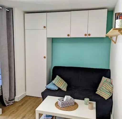 Agreable Dans Calme Sous Les Pins *